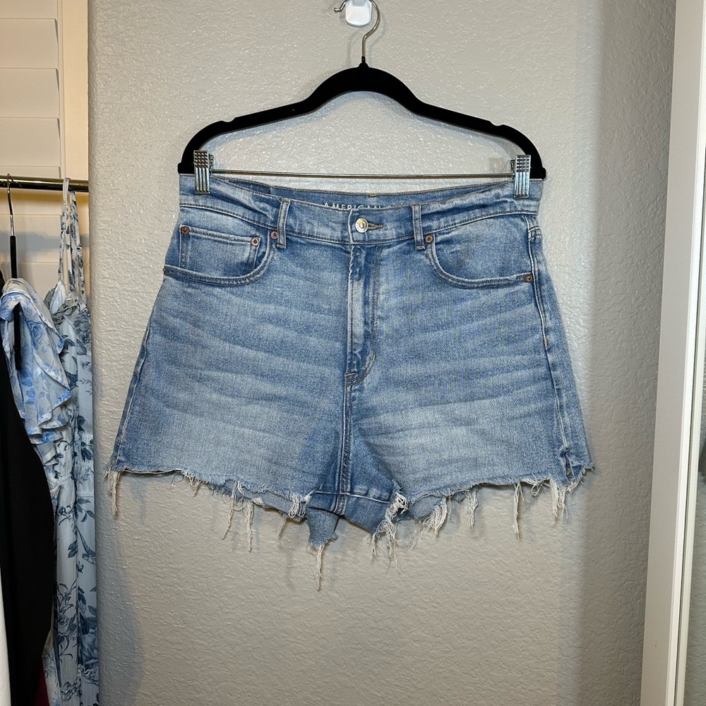 AEO Highest Rise 90’s Boyfriend Short